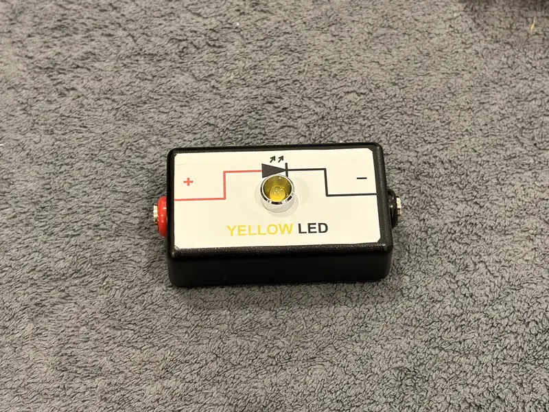 BushieBoy yellow LED module, lit up